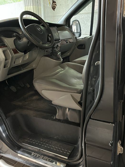 Opel vivaro 2.5 Дизель