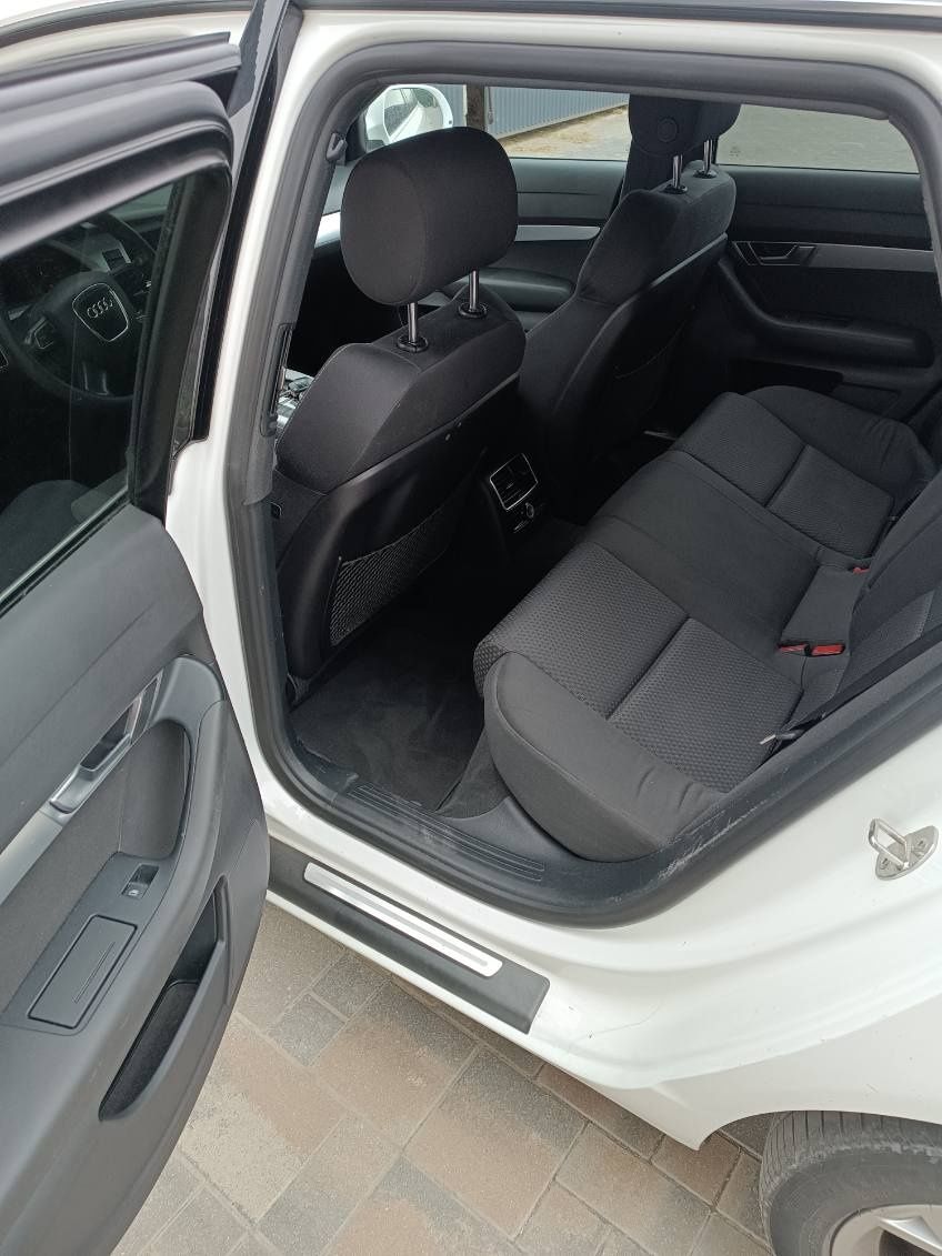 Samochód AUDI A6 C6
