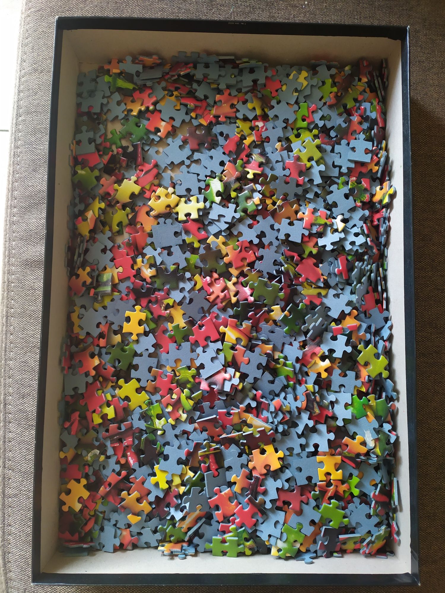 Puzzle 1000 elementów Piatnik, bardzo trudny wzór.