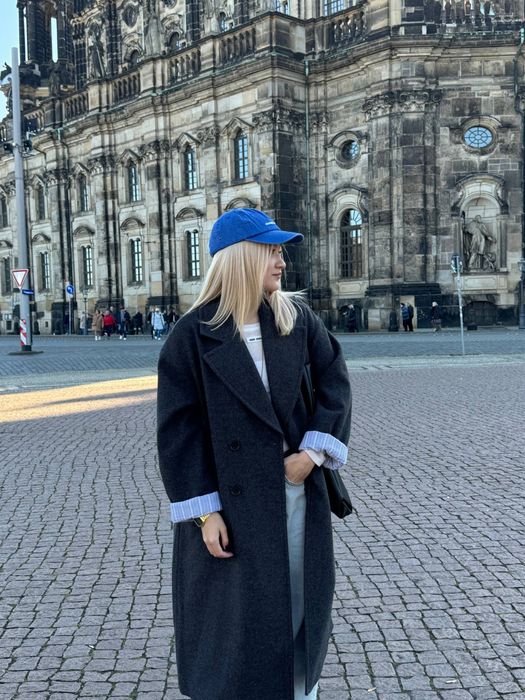 Пальто zara сіре