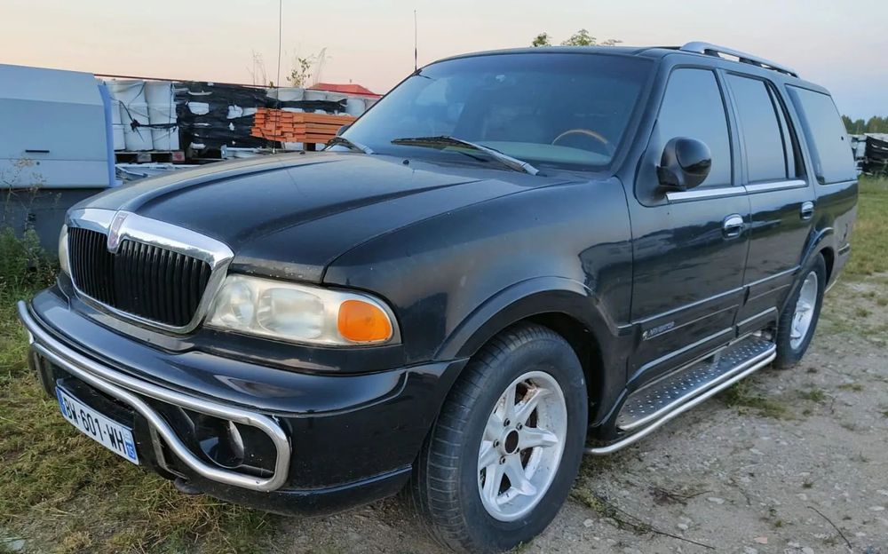 Lincoln Navigator