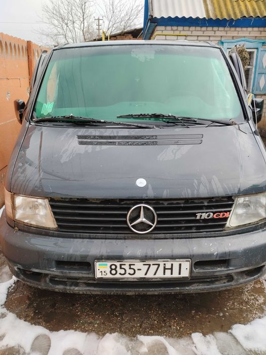 Мінівен Mercedes