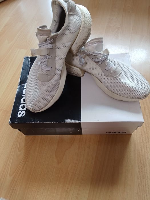 Кросівки кроссовки чоловічі оригінал розмір 44