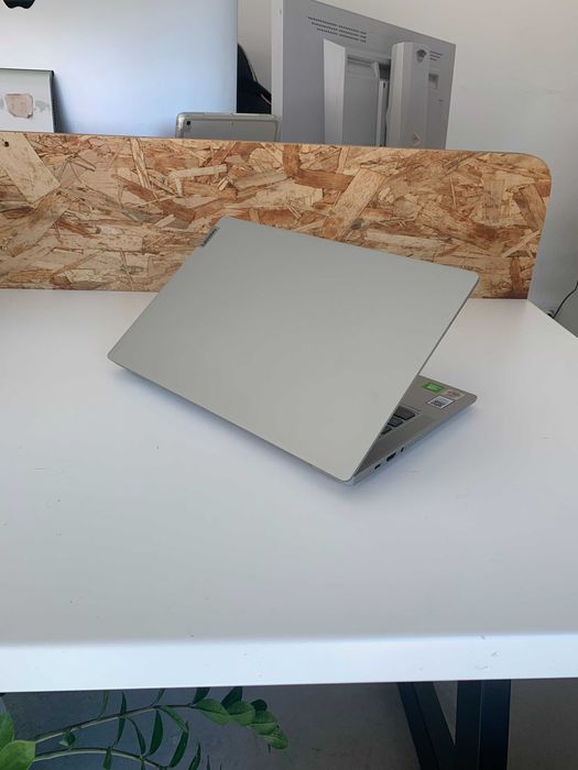 Lenovo IdeaPad 5 | i5-1035G1 | 8GB RAM | 512GB SSD | GeForce MX330