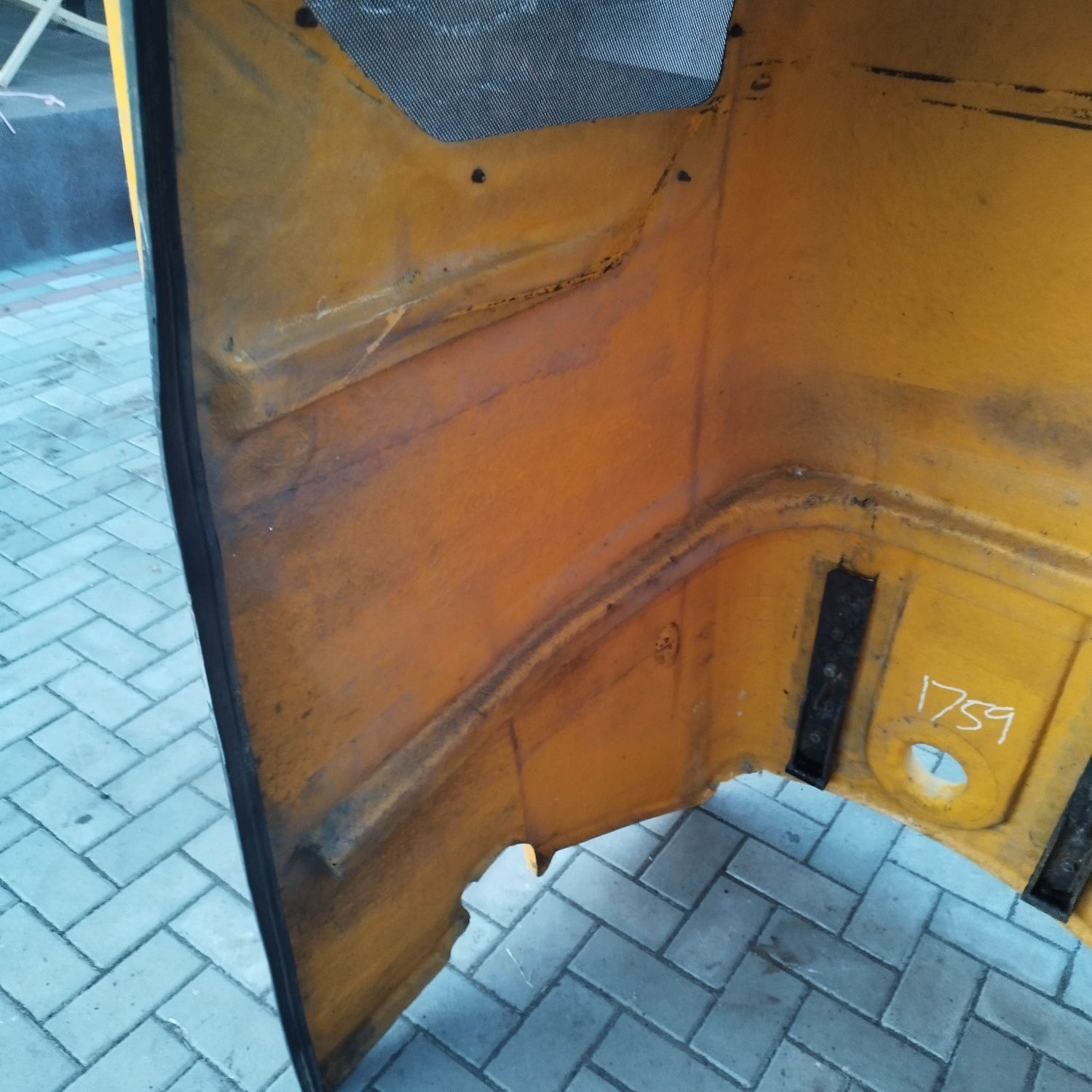 Maska pokrywa silnika JCB Fastrac 3190