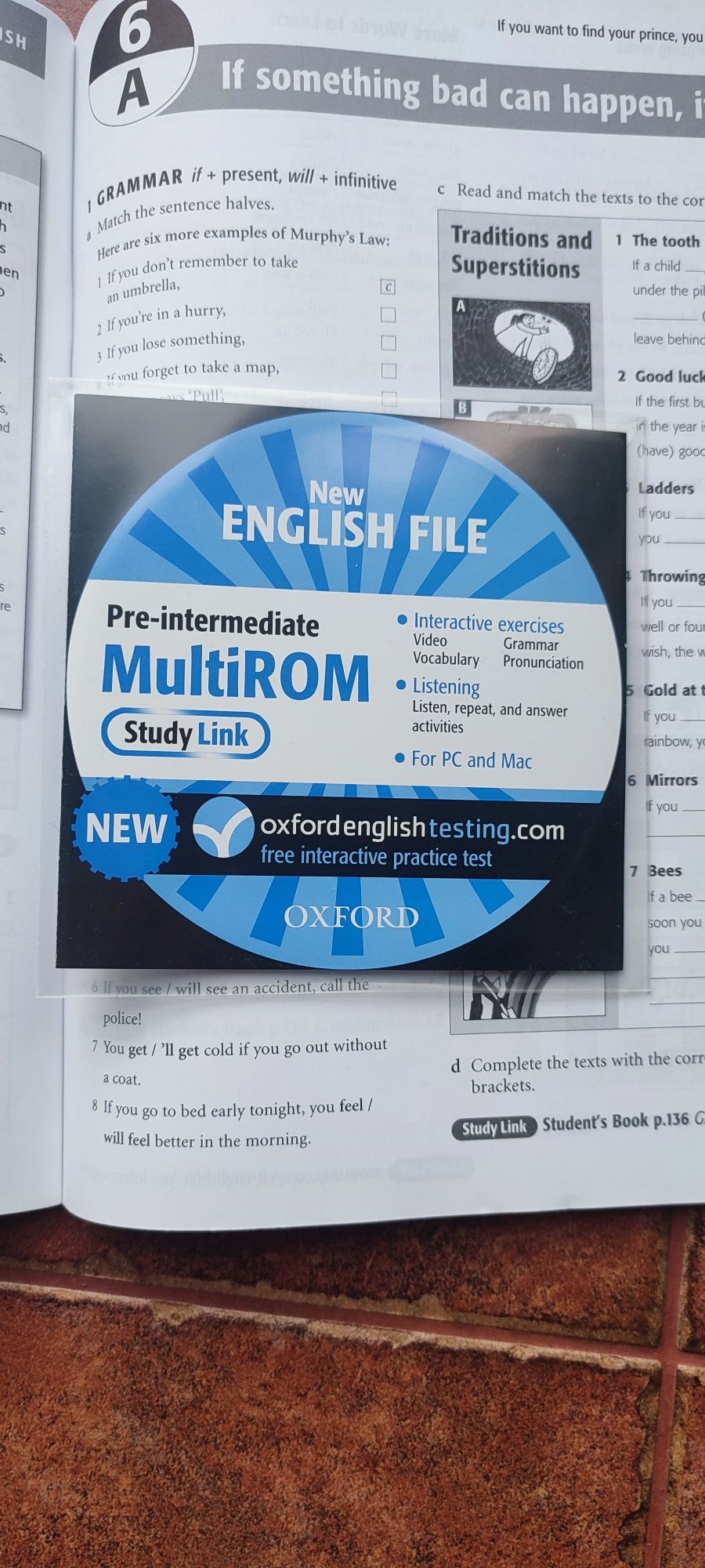 New English File, Pre-intermediate Workbook