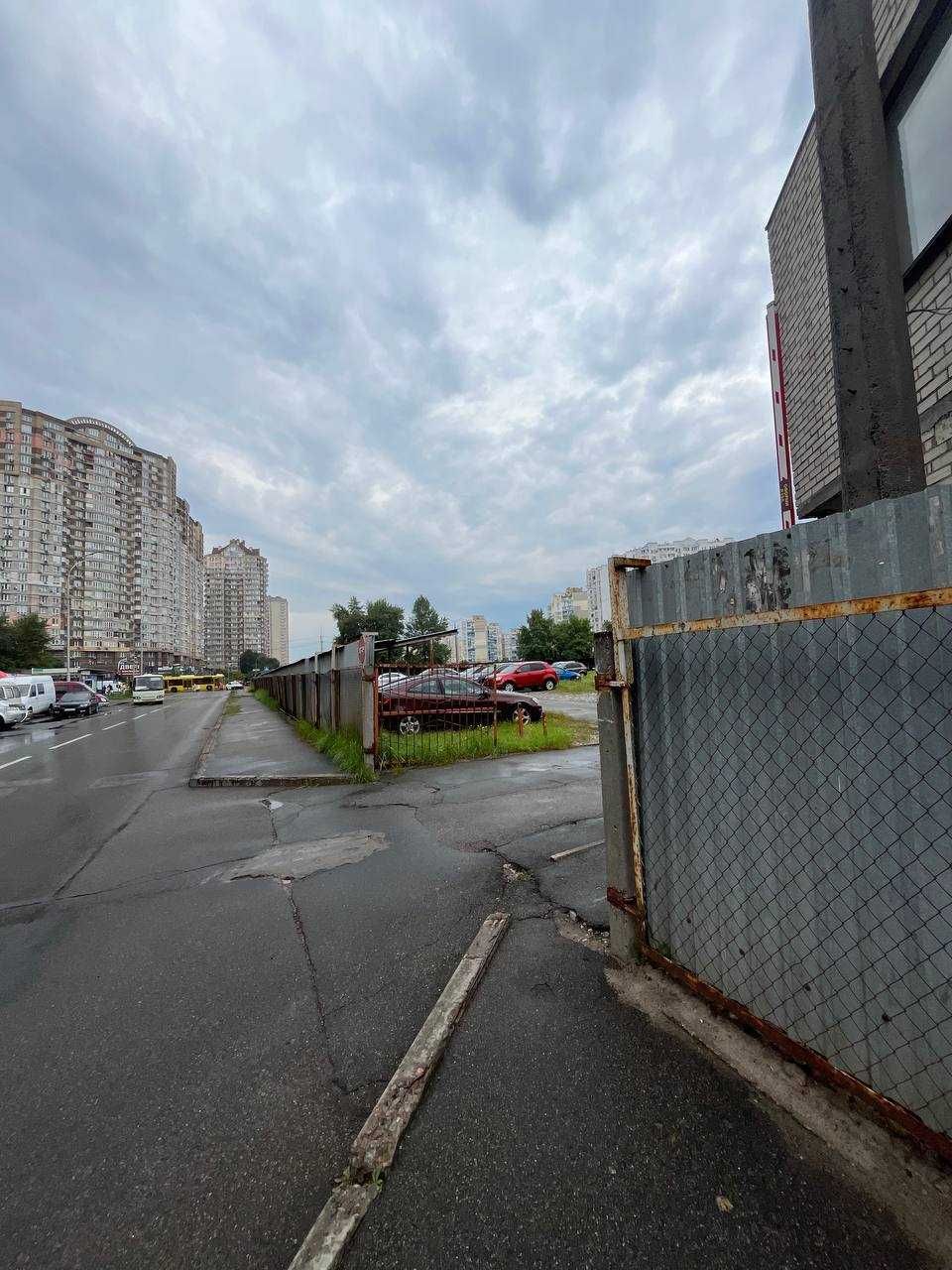 Оренда паркомісця під навісом!!! Позняки, проспект Петра Григоренка.