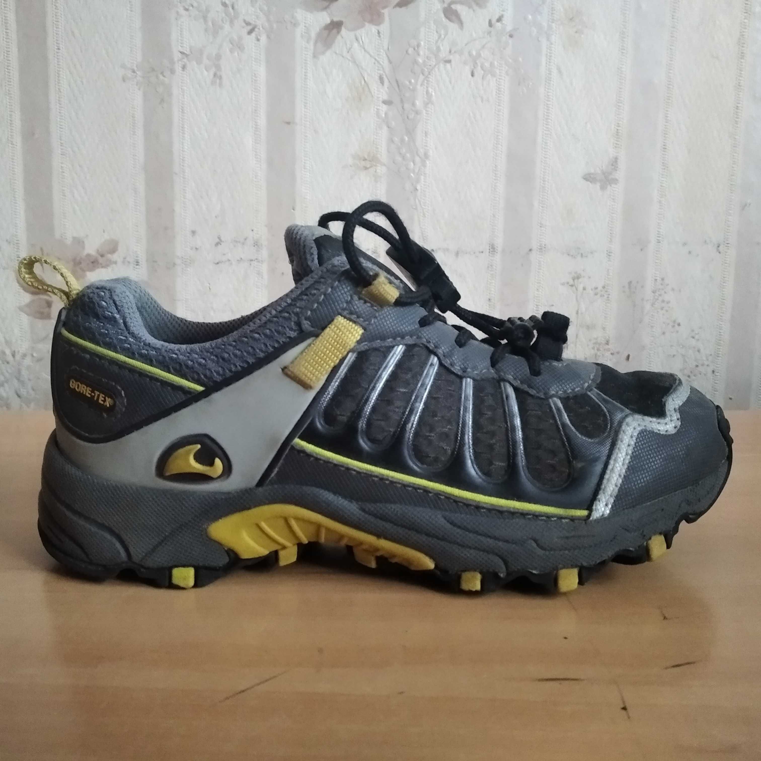 Dziecięce buty trekkingowe VIKING GORE-TEX  roz.eu-30