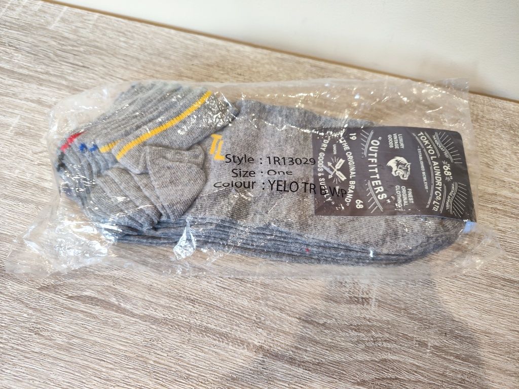 Skarpety do sneakersów 3-pak bawełniane firmy Tokyo Laundry, rozmiar 3