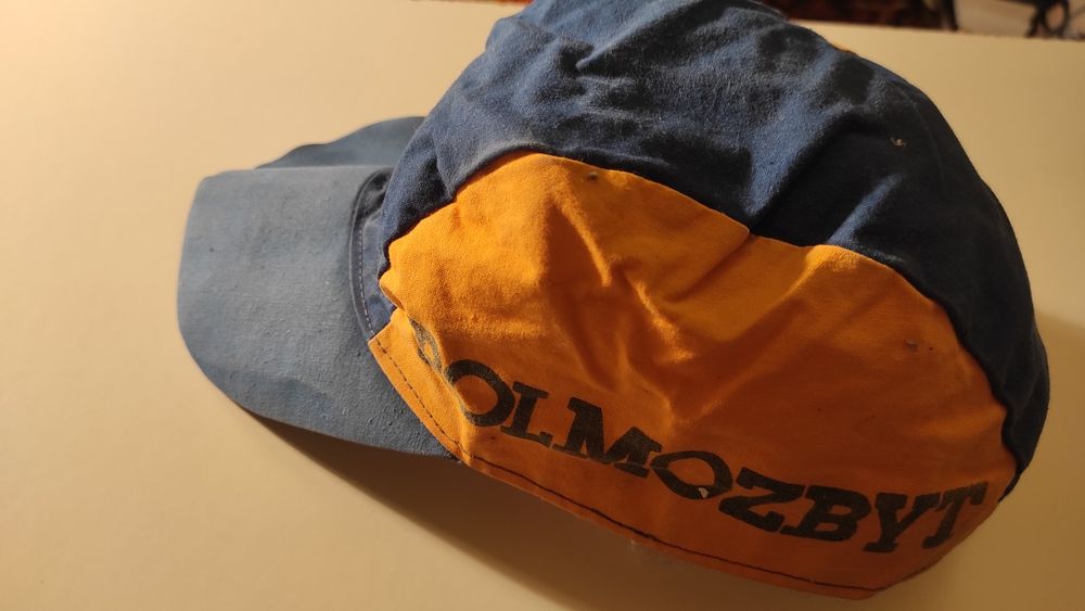 Czapka z daszkiem POLMOZBYT PRL vintage