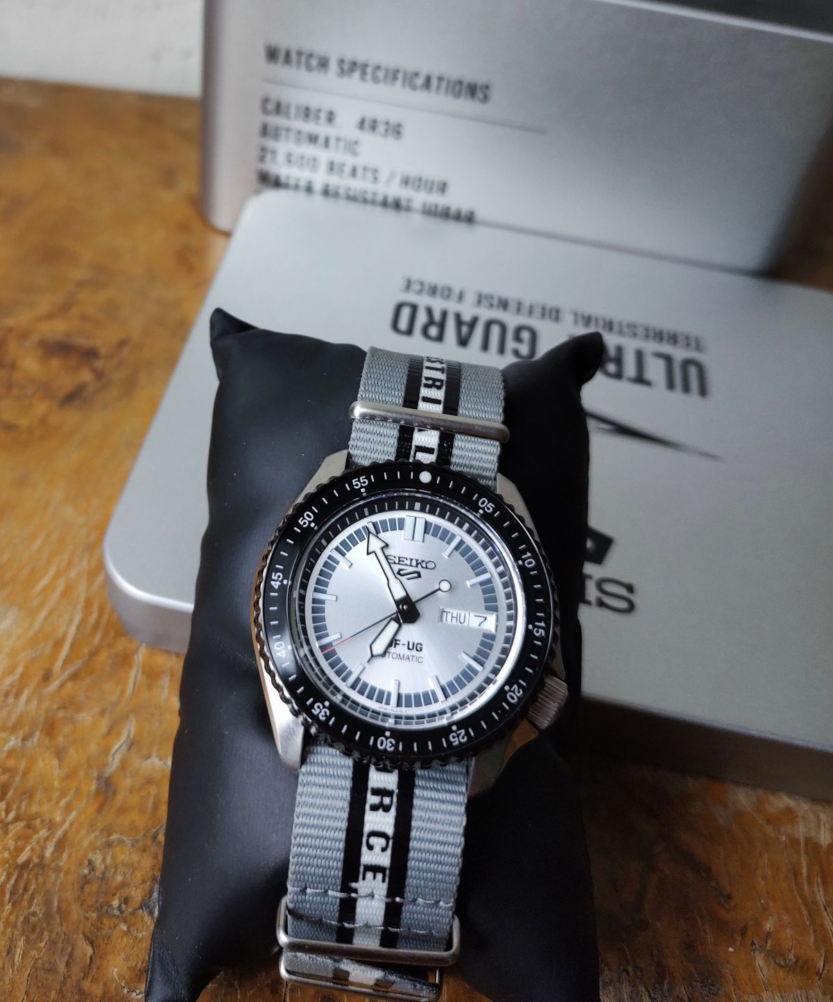 SEIKO zegarek Ultraseven Limited Edition SRPJ79K1