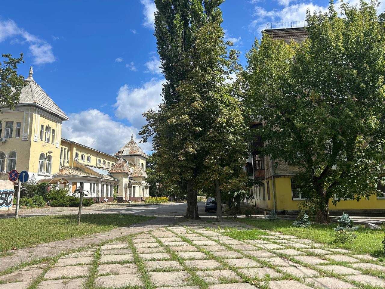 Продам 2-к. кв.в центрі, Центр. парк. Іподром. 56 м2, ремонт