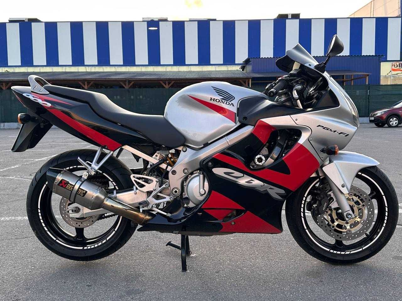 Honda CBR 600F4i