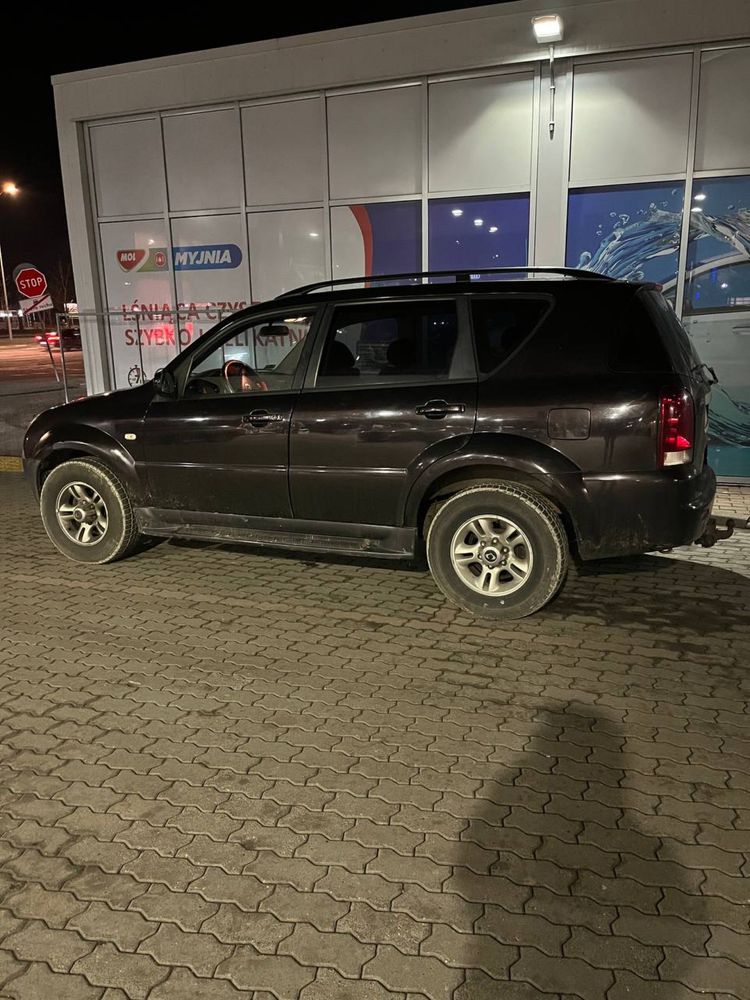 Sprzedam samochód SsangYong 2005roku