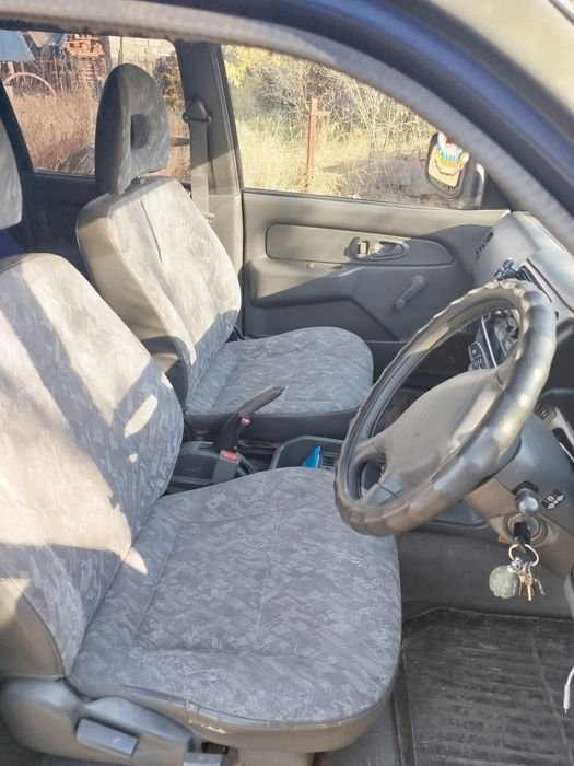 Авто Mitsubishi L200