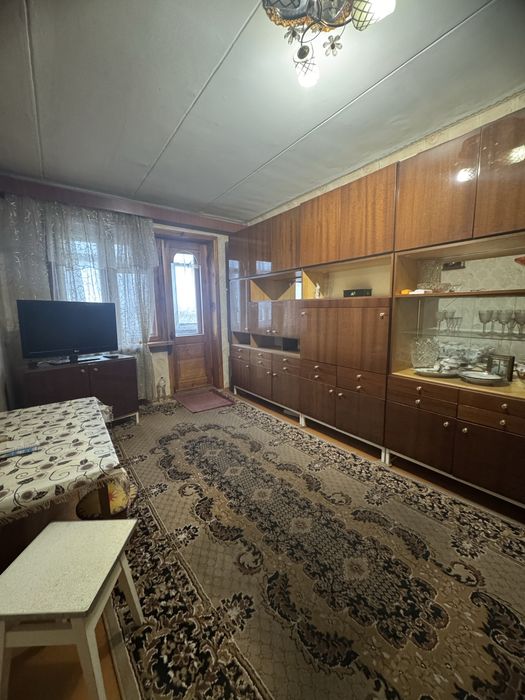 Продам Трехкомнатную квартиру на Югоке.