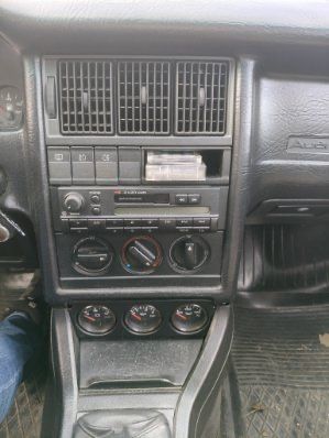Audi 80 s b………..