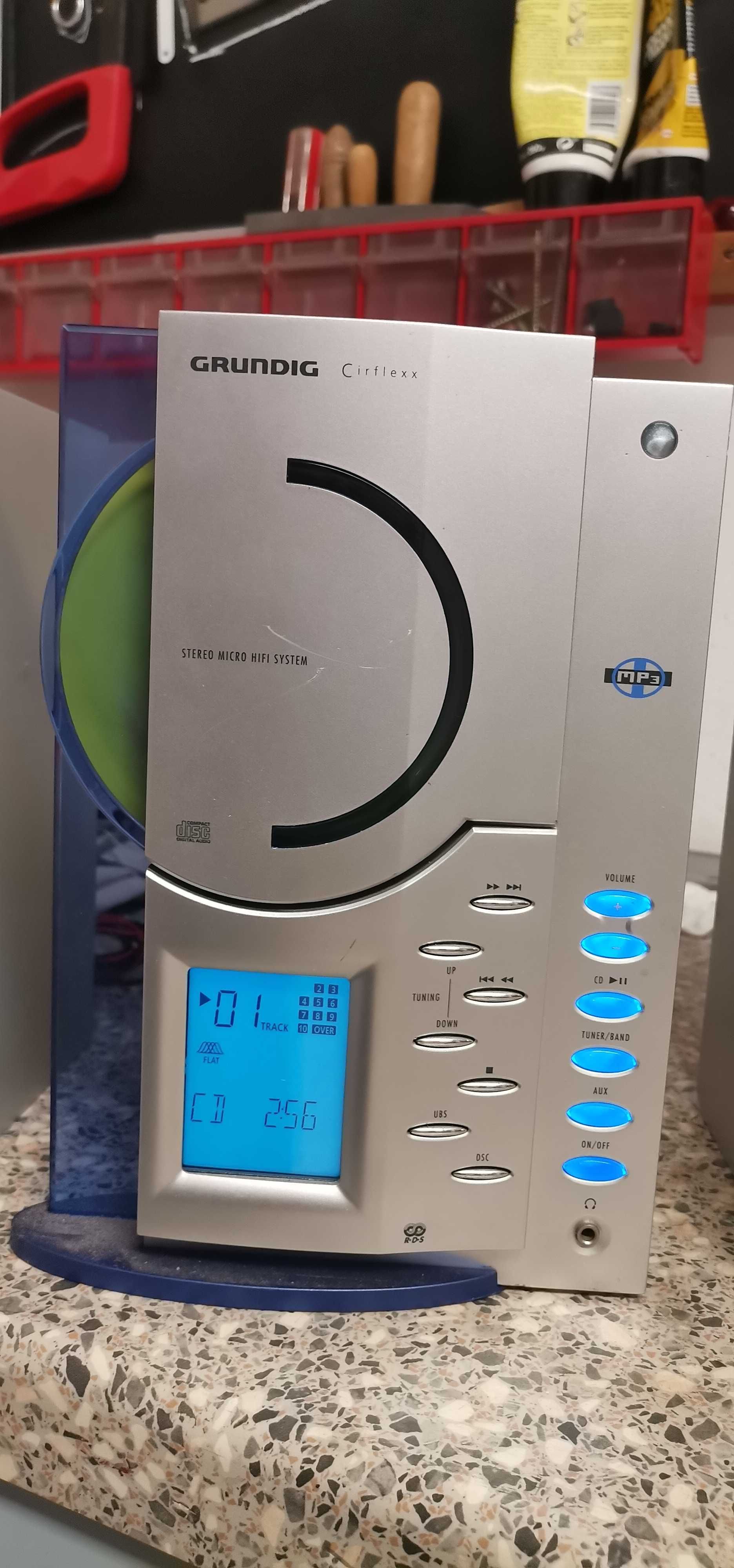 Rádio com leitor CD,s