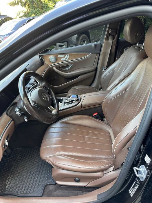 mercedes BENZ E 220 D