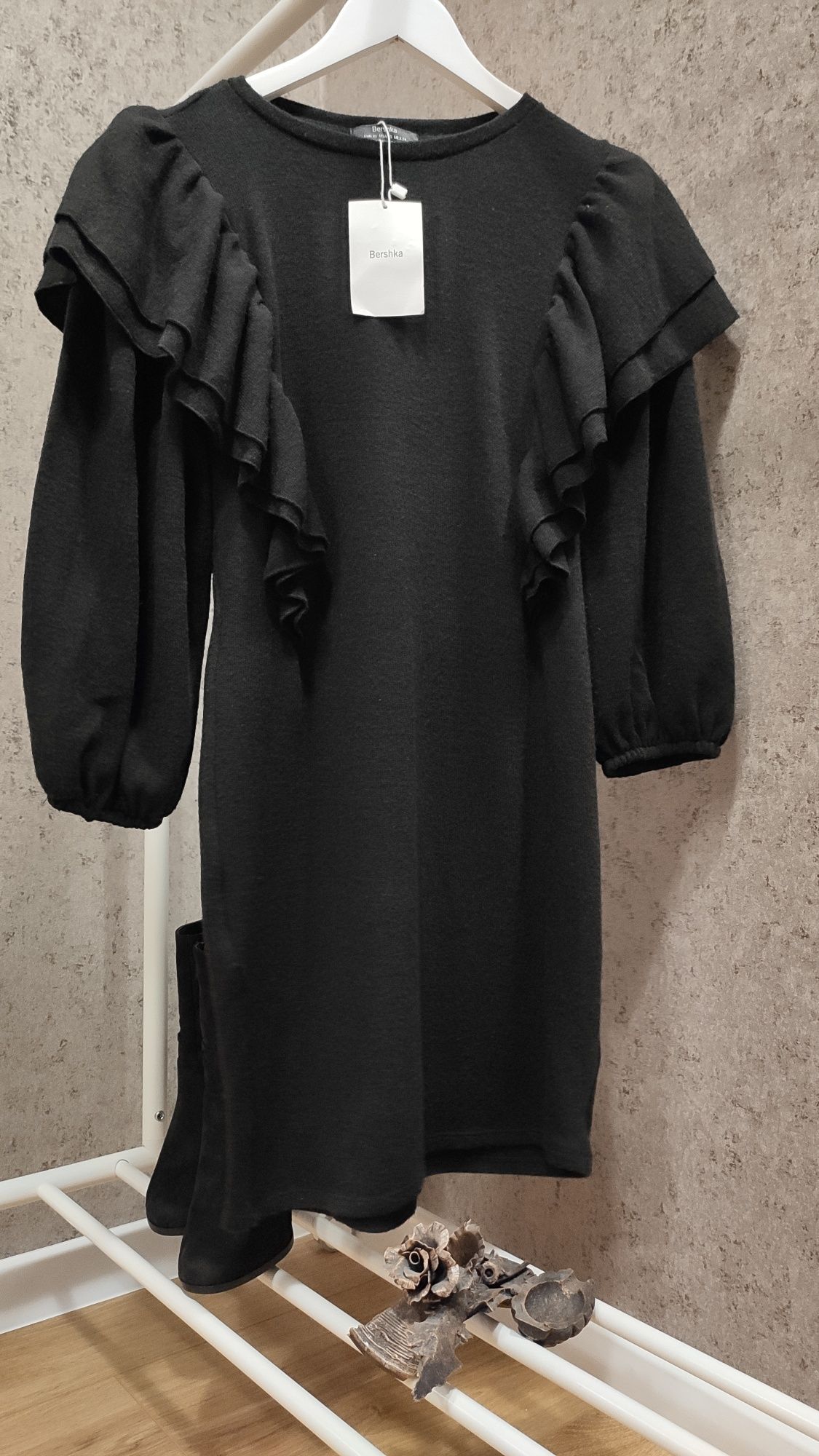 Платье Bershka новое