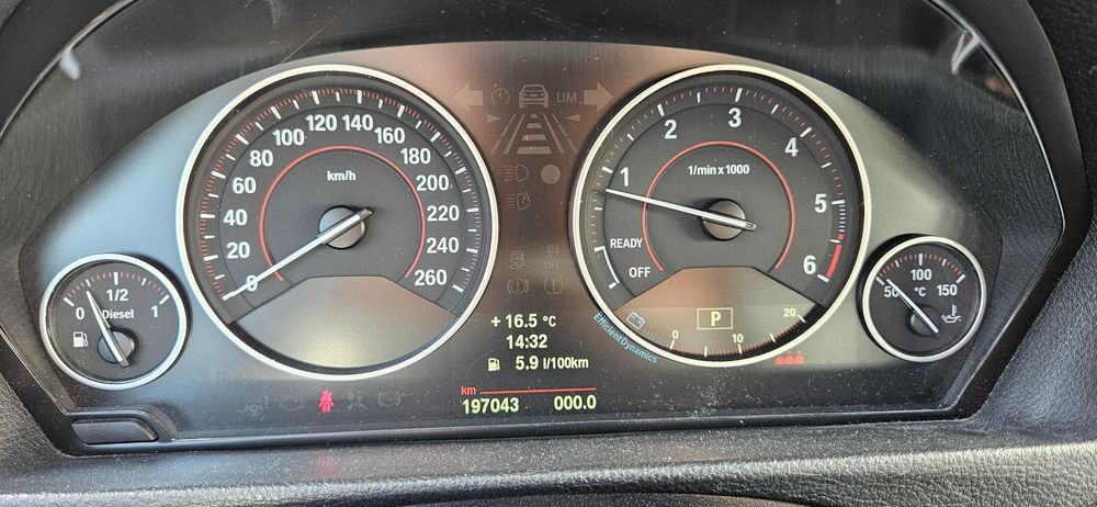 BMW 320d Touring SportLine Auto Nacional