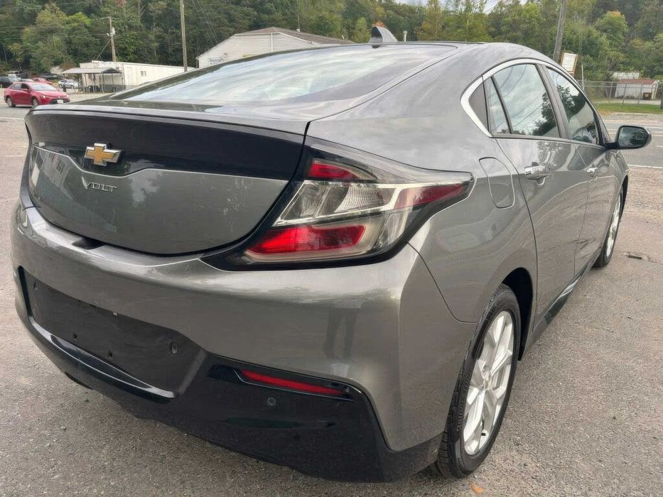 Chevrolet Volt Premier      2016