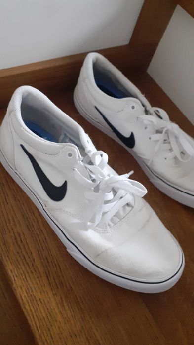 Nike SB  _ białe Snakersy. Roz. 43     SALE