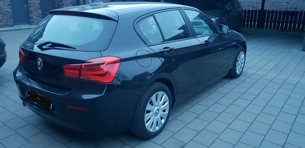 BMW 118D F20 black