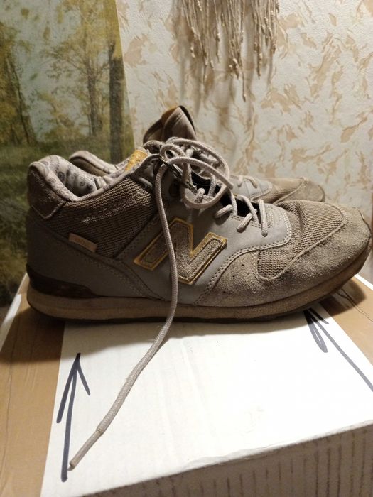 Кроссовки NEW BALANCE  унисекс и туфли замшевые 25.5