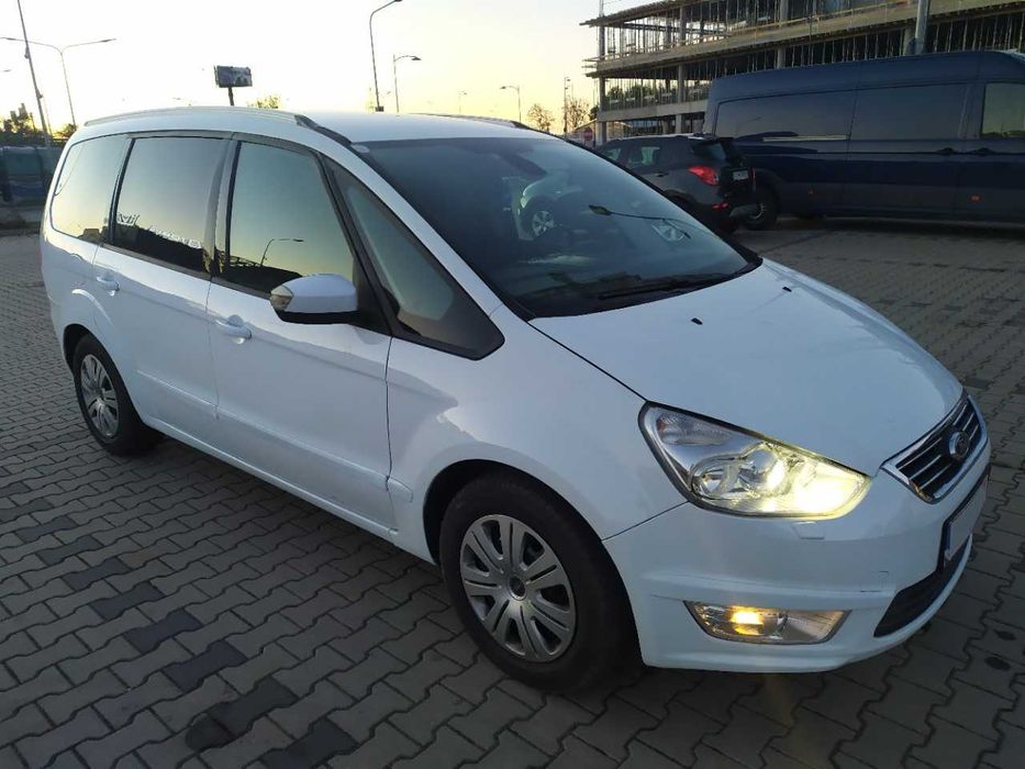 Bus Van 7 osobowy Wynajem Wypożyczenie Ford Galaxy