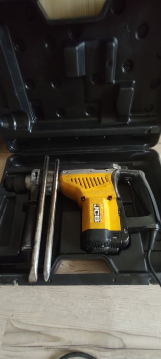 Młot wyburzniowy JCB SDS 1200 max