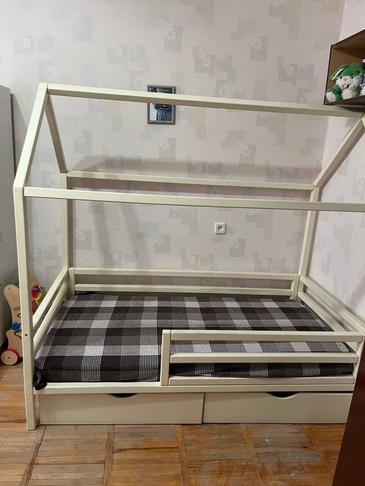 Ліжко будинок дитяче