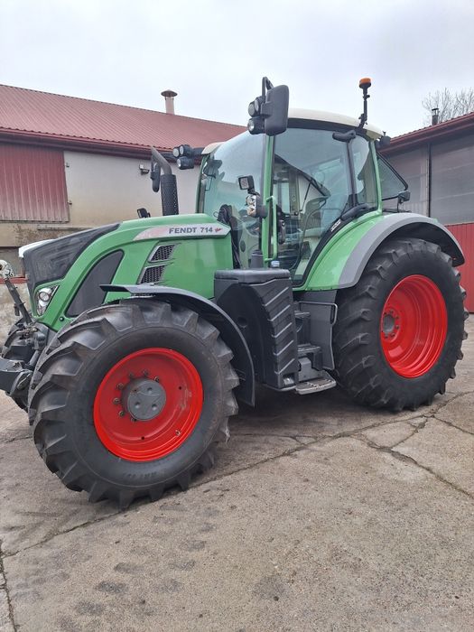 Fendt 714 Vario Profi  716,718,722,822,826