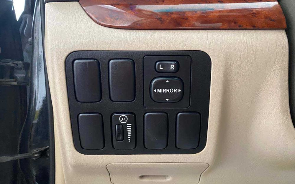 Toyota Land Cruiser Prado 120 2006