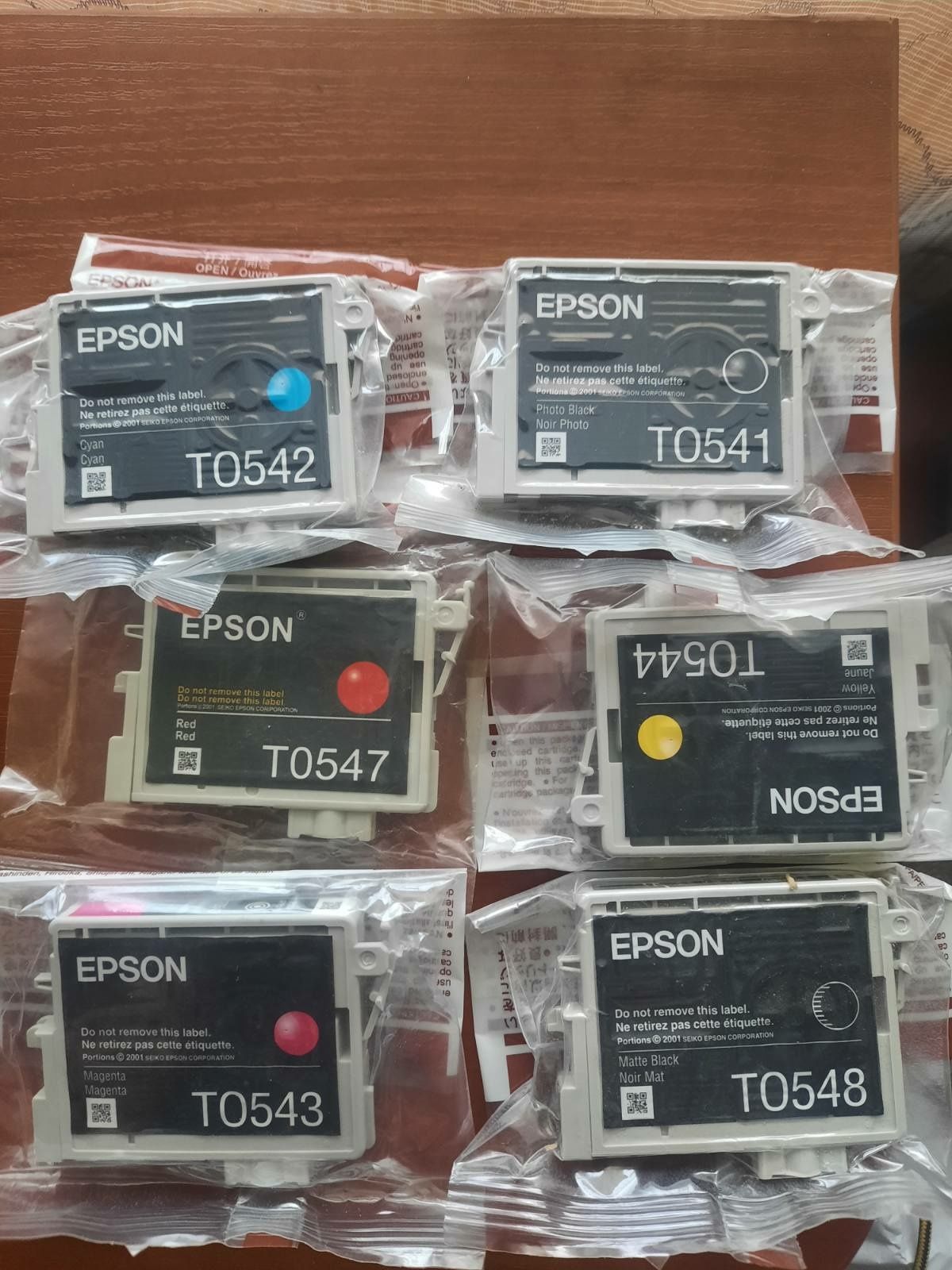 Кольорові катриджі Epson Японія