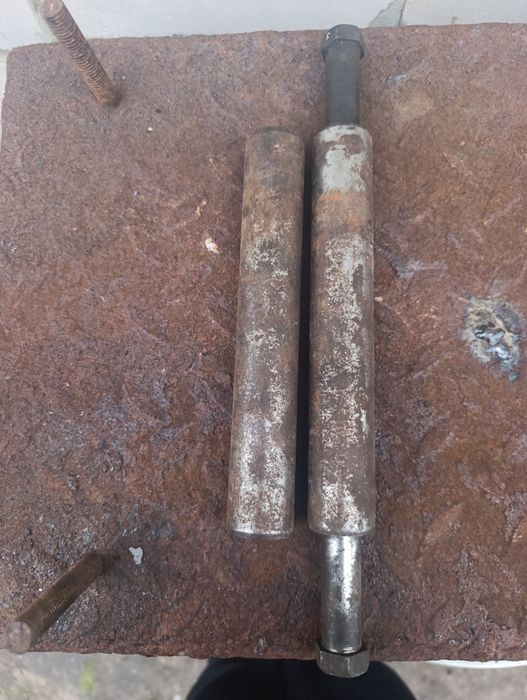 Втулки в балку Волга.