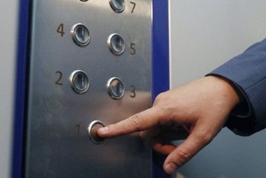 Техническое обслуживание и ремонт лифтов . Ремонт ліфтів , підйомників