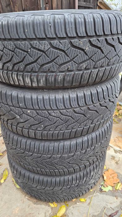 BARUM Quartaris opony 215/55r16 Całoroczne
