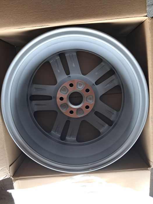 Felga aluminiowa 16 do Golfa