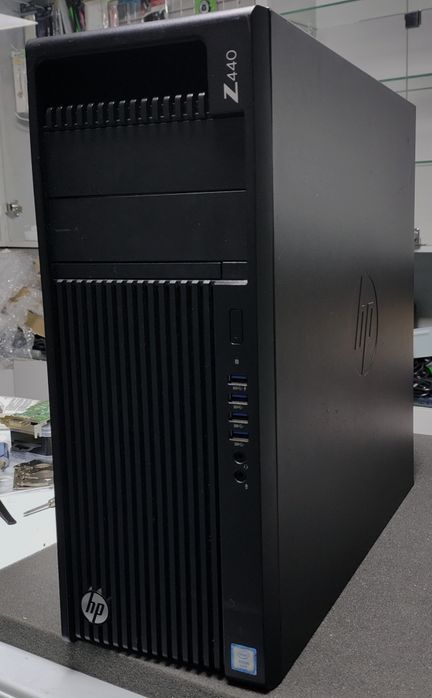 робоча станція HP Z440 Workstation