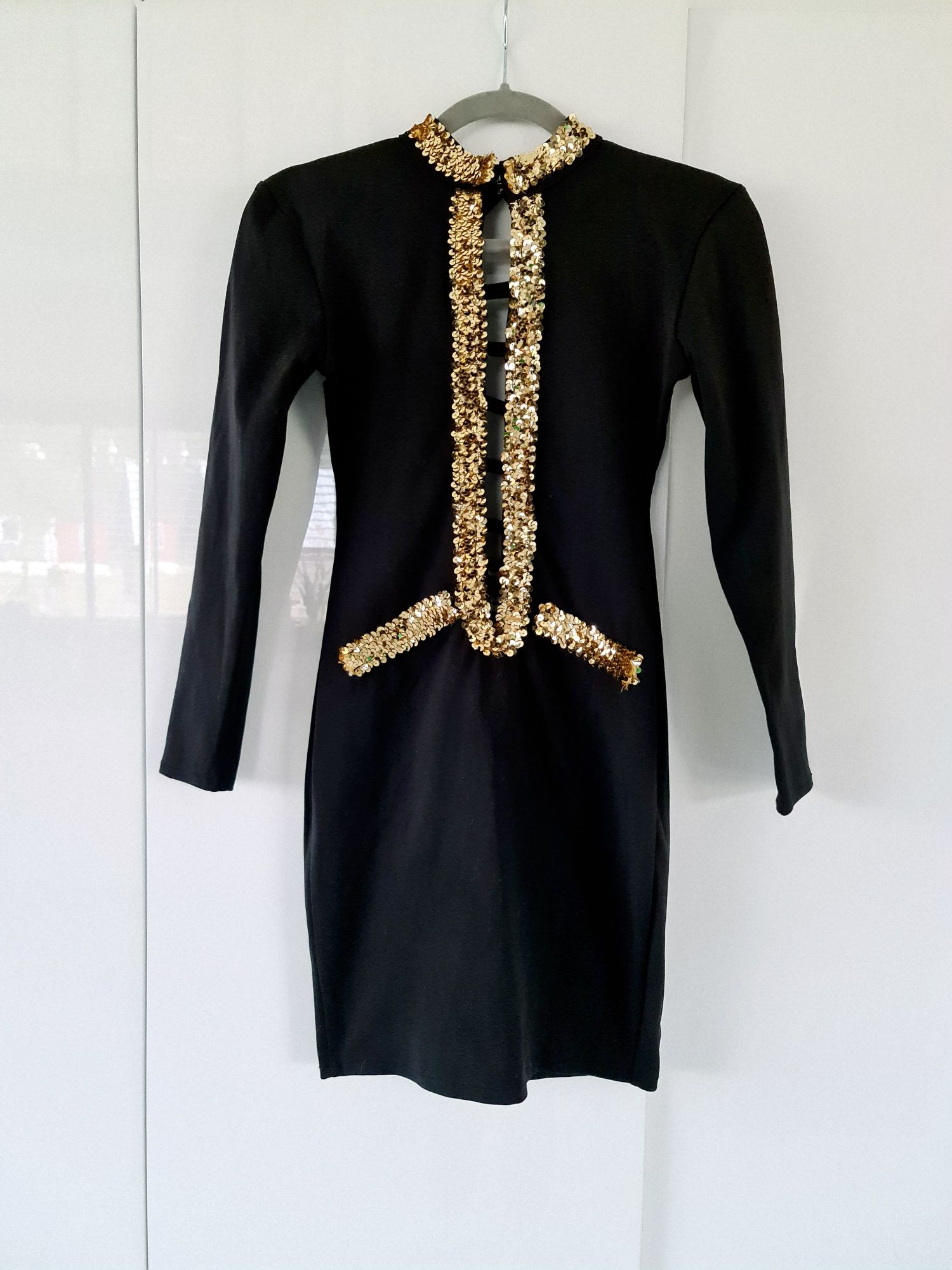 Sukienka czarna sylwestrowa studniówka złote cekiny cekinowa XS 34