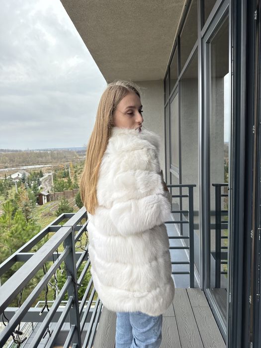 Продам натуральную шубу из песца