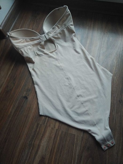 Secret possesions 36D body nowe modelujace