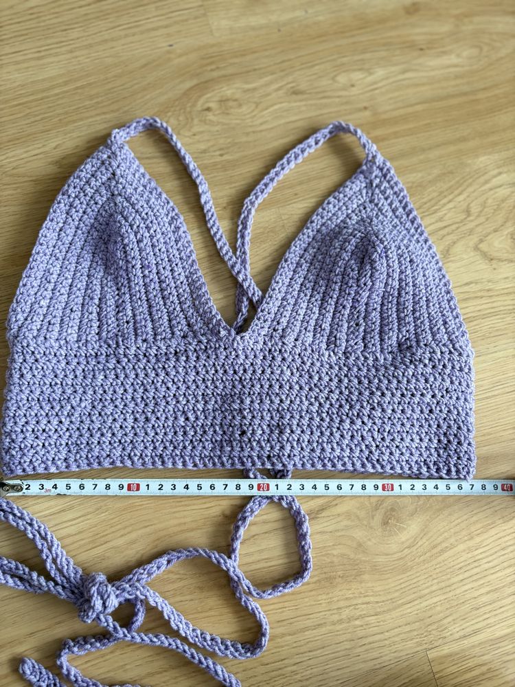 Fioletowy top crochet crop na szydełku szydełkowy pleciony na plażę