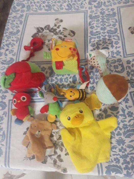 Іграшки для малюків