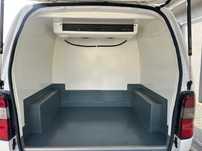 Toyota HiAce 2.5 D-4D Curto 2.8T AC