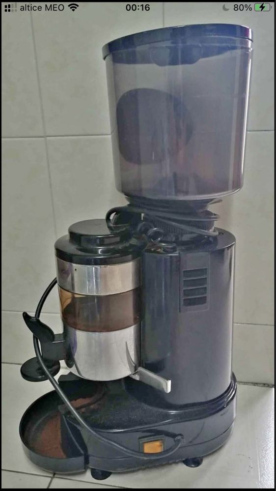 Moinho de Café automatico impecável, pouco uso e boa qualidade.