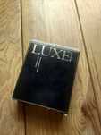 Puder Luxe Avon 10 g nowy + Gratis balsam