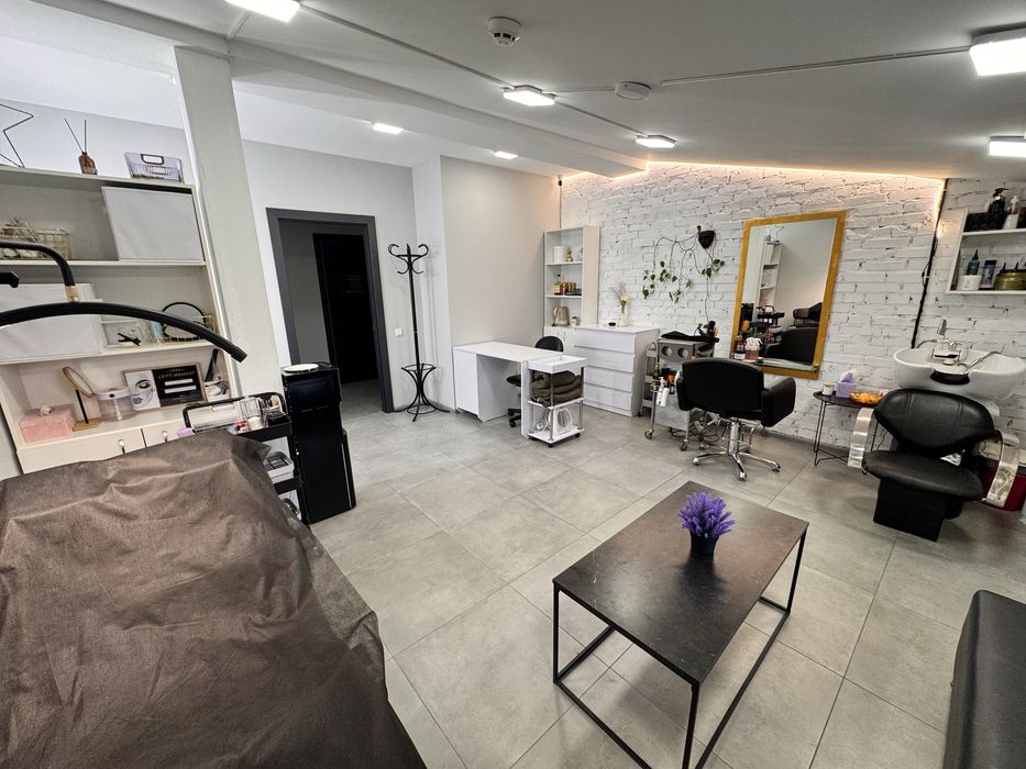 Продаж стуії краси