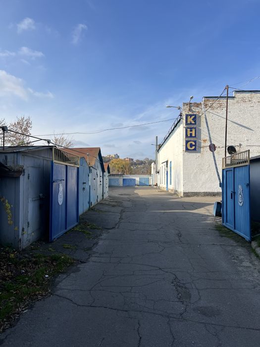Здам в оренду капітальний гараж на Подолі